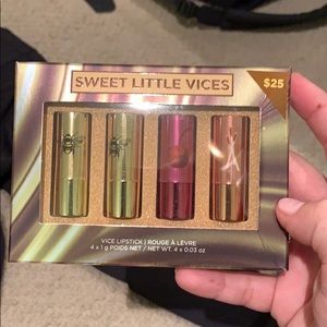 Urban decaf lipstick